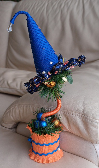 diy christmas gift idea fir needles orange craft paper souvenir different variations