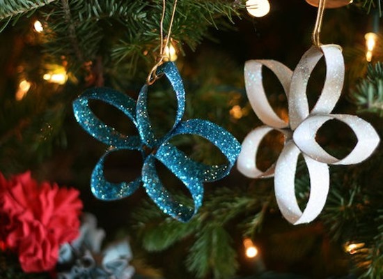 handmade christmas tree ornaments ideas toilet paper rolls flowers glitter