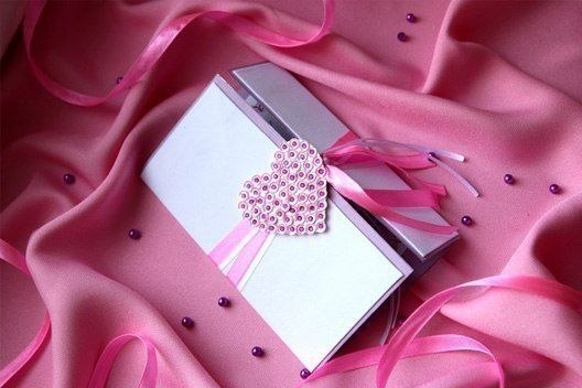 diy valentines day cards tutorial pailette heart pink ribbon
