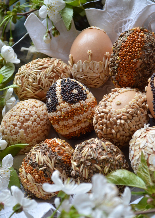 natural decorate easter eggs tiny pasta stars seeds 