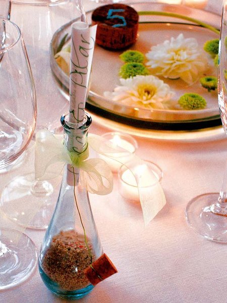 valentines day decor suprise ideas table setting love message bottle