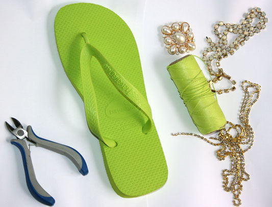 diy-rubber-green-flip-flops-needed-materials