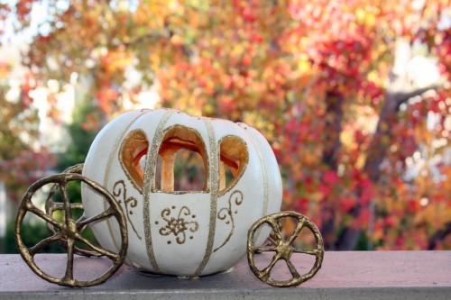 How-to-make-a-pumpkin-carriage-diy-masters