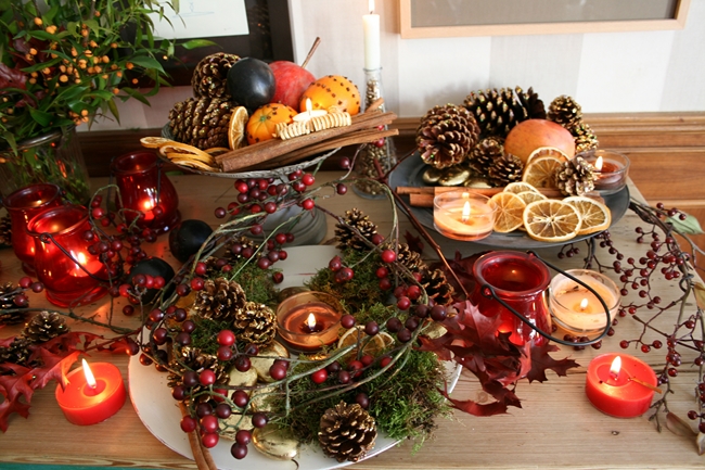 40-ideas-for-christmas-candles-on-table-00023