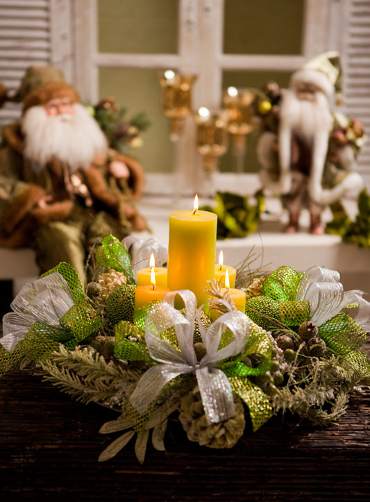 40-ideas-for-christmas-candles-on-table-00032