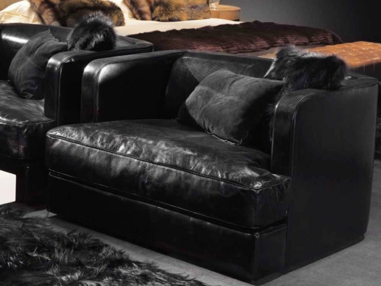 28-Designer-chair-perfect-fireplace-area-cigar-lounge-DOS-LUNAS-Ulivi-Salotti