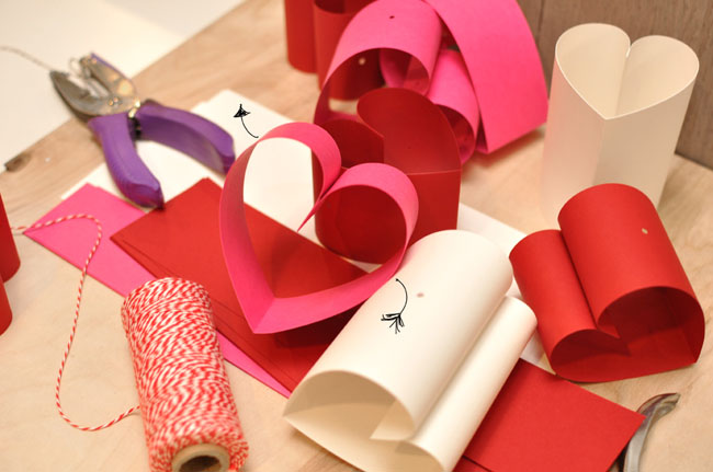 diy-paper-heart-garland-2015-003