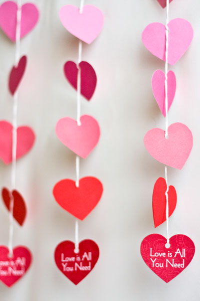 diy-paper-heart-garland-cover-02