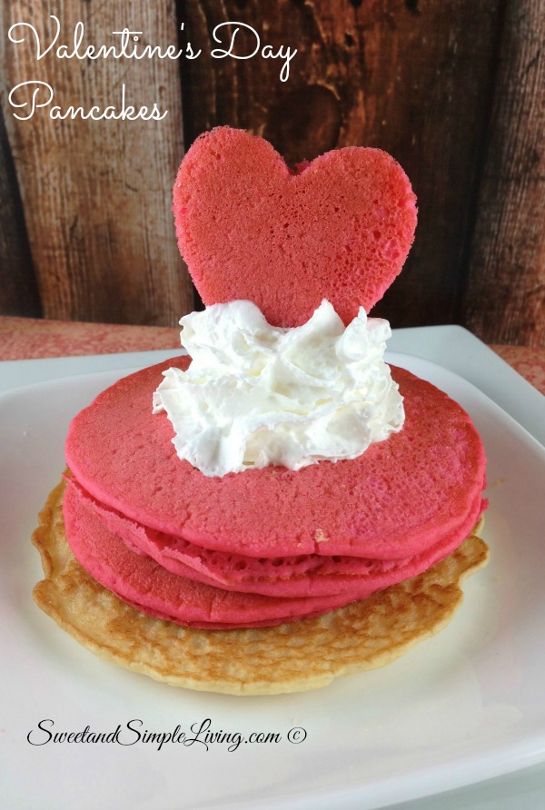 valentines-day-breakfast-idea-heart-shaped-pancakes-002