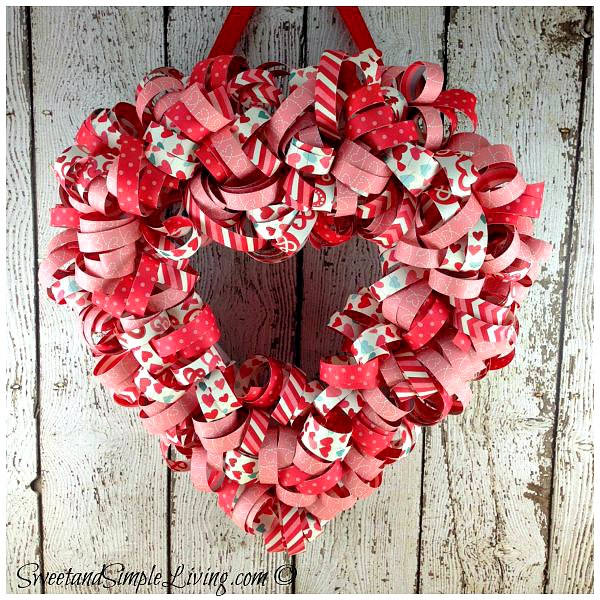 valentines-day-heart-wreath-tutorial-cover