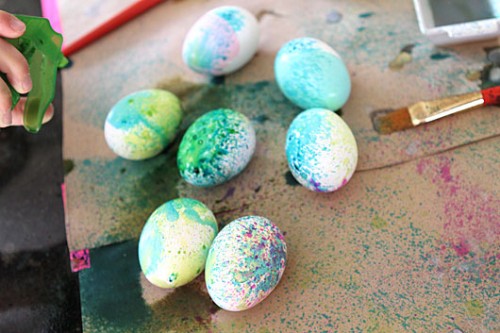 techniques-for-painting-easter-eggs-013