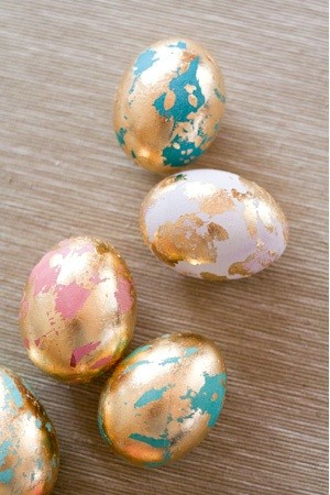 techniques-for-painting-easter-eggs-021