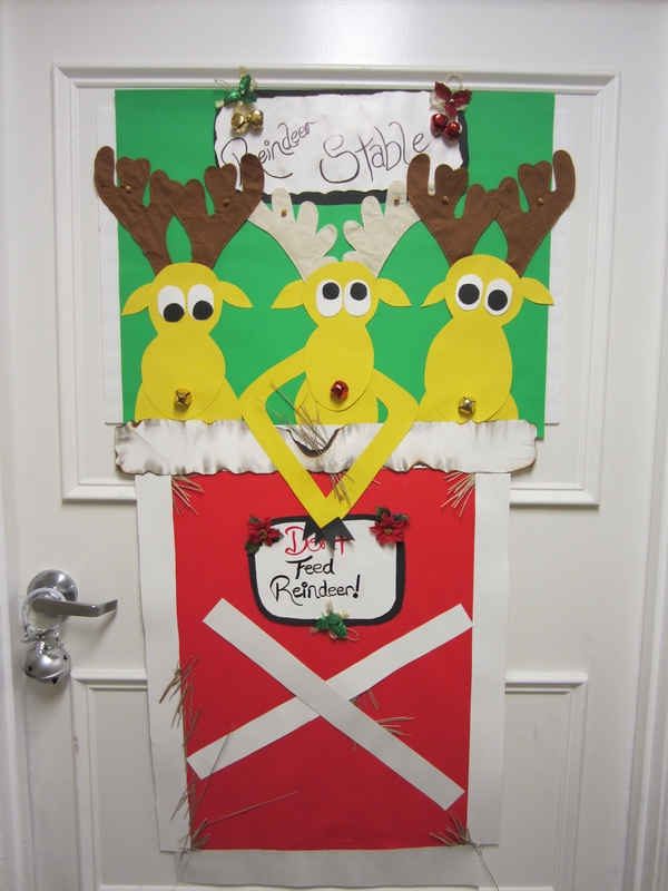 christmas-door-decorations-ideas-for-the-front-and-interior-doors-img013