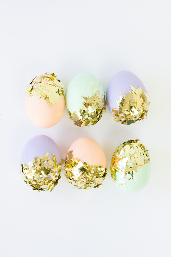 diy-easter-eggs-decoration-confetti-dipped-easter-eggs-001