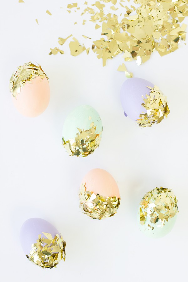 diy-easter-eggs-decoration-confetti-dipped-easter-eggs-006