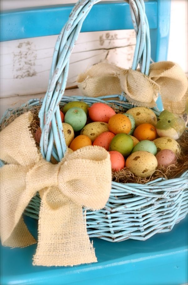 easter-basket-ideas-for-a-colorful-holiday-and-festive-mood-015