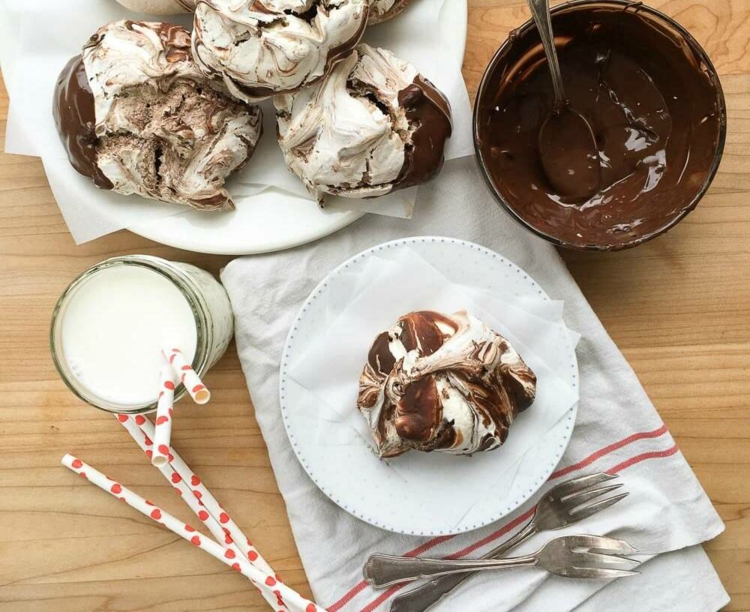 make-vegan-chocolate-itself-homemade-dessert-idea-img011
