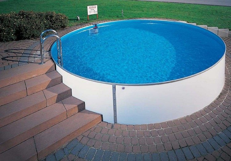 swimming-pool-in-your-own-garden-so-easily-achieved-the-dream-pool-img-2