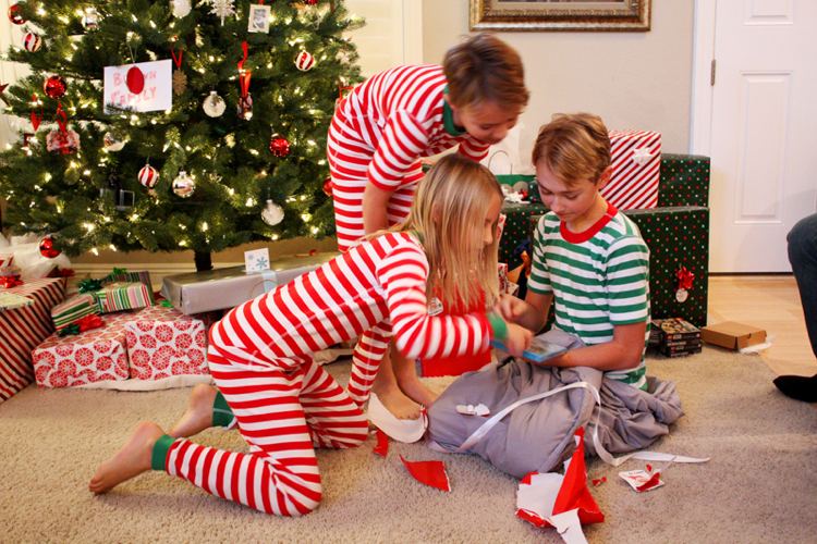 8-christmas-games-with-the-whole-family-as-a-time-out-img002